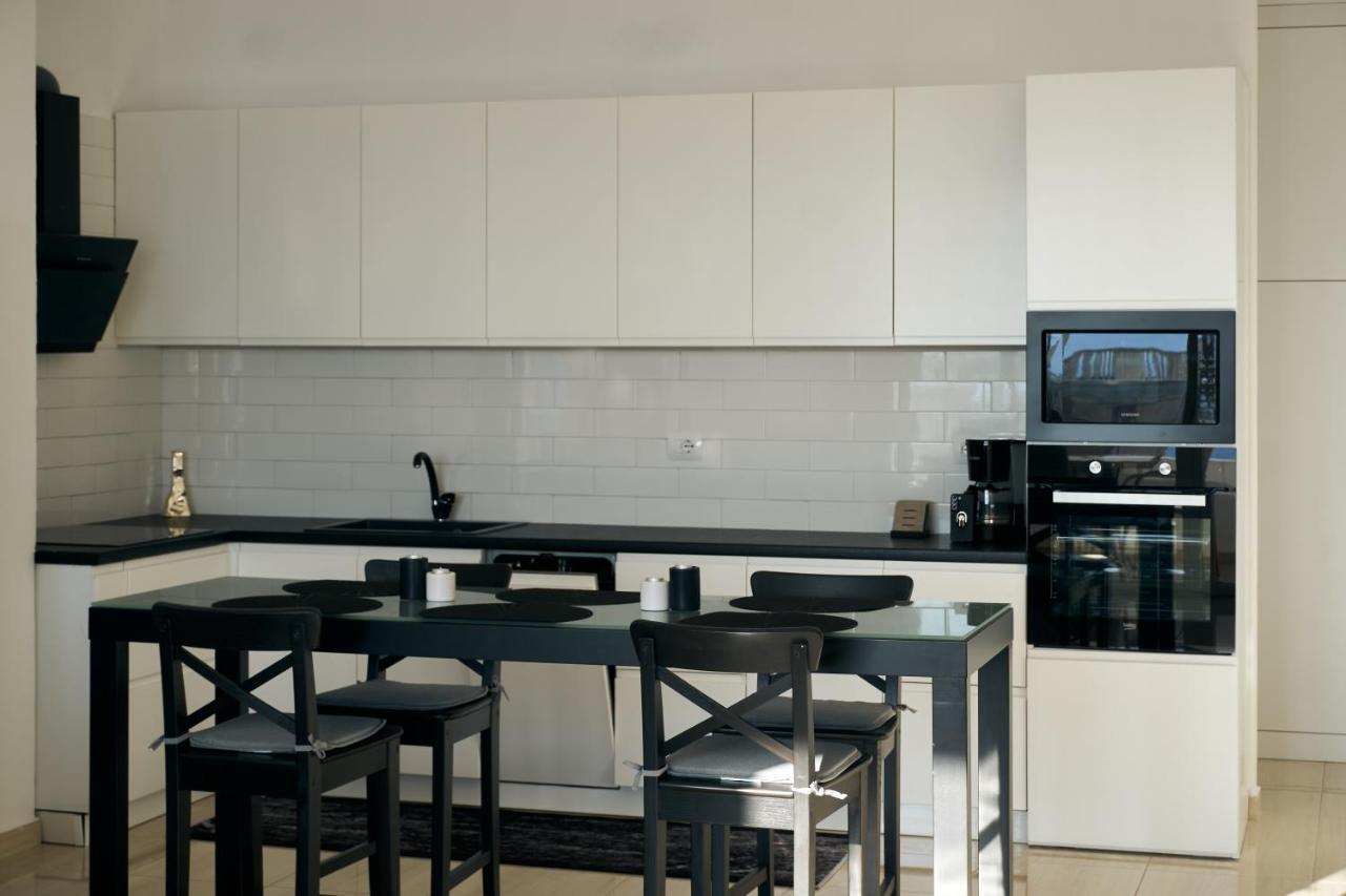 The Garrison Apartment Sarandë エクステリア 写真