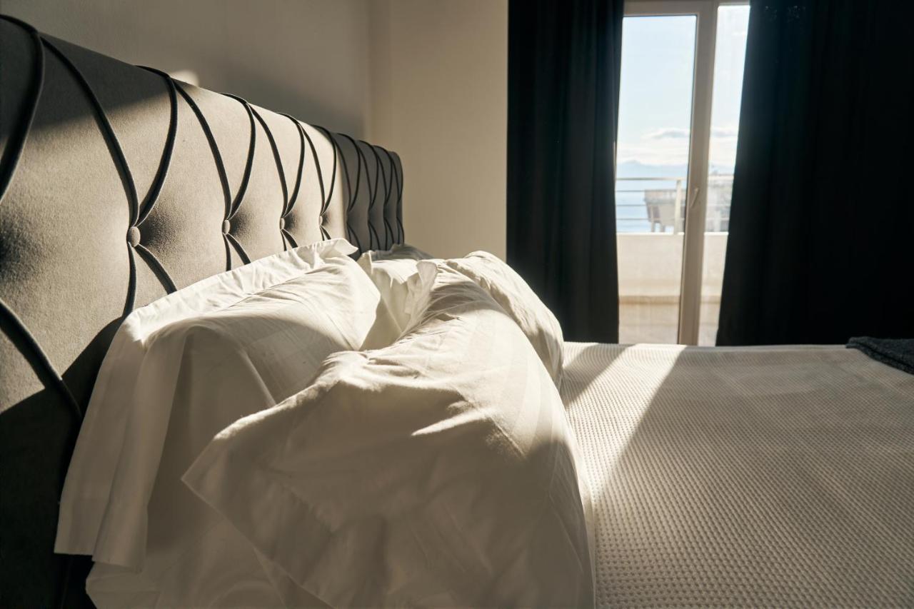 The Garrison Apartment Sarandë エクステリア 写真