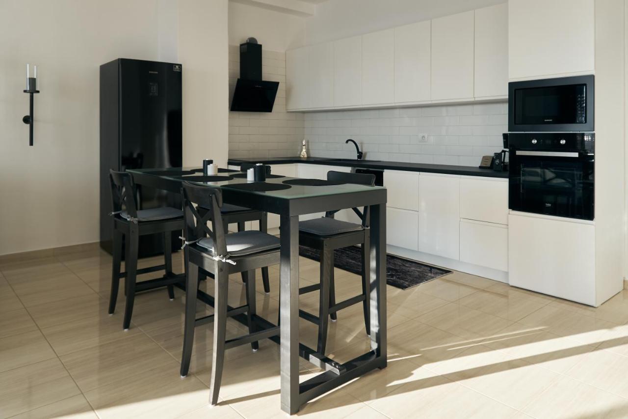 The Garrison Apartment Sarandë エクステリア 写真